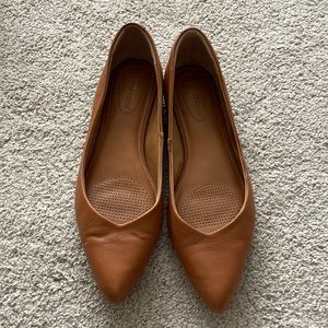 Used Corso como flats - saddle brown color 81/2 size